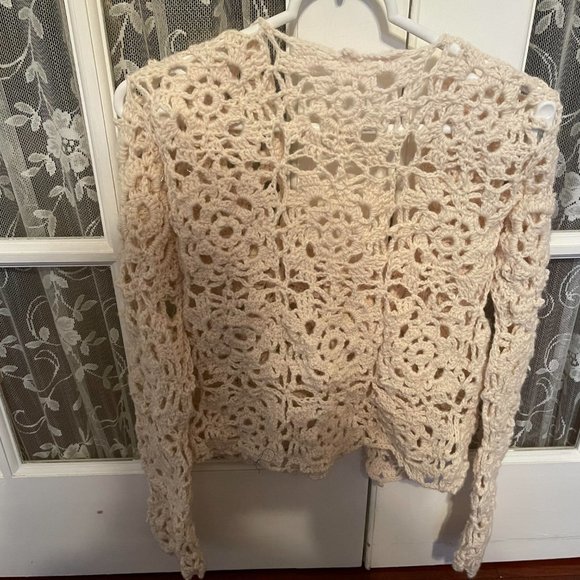 HAND MADE CROCHET WOMEN'S/TEEN CREAM SWEATER XS/S - Picture 2 of 6